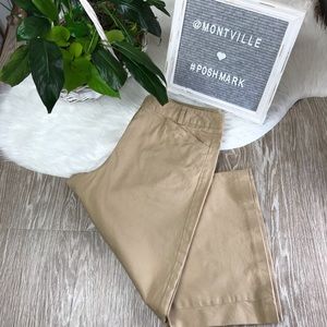 Larry Levine Size 10 Tan Cotton Capris